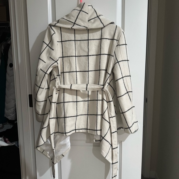 Prairie Check Rabato Coat - Picture 2 of 12